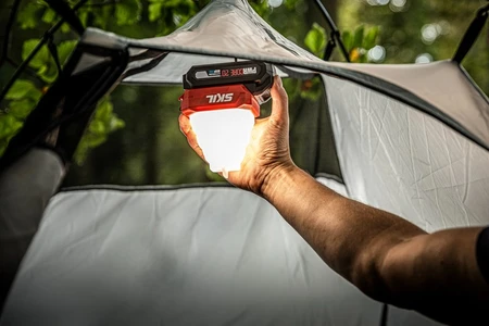 תאורת לד מתקפלת 20V עם חיבור USB - גוף בלבד SKIL