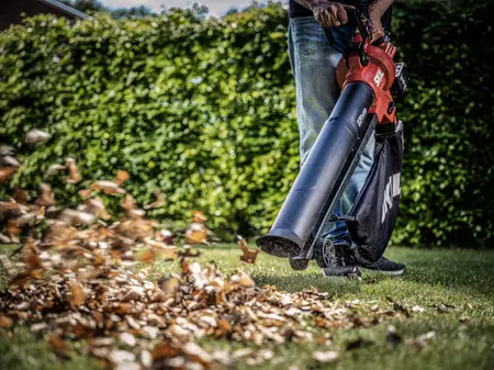 מפוח/שואב עלים חשמלי נטען 40V(2x20V) Brushless XP עם שק איסוף 45 ליטר + 2 סוללות 4.0Ah + שני מטענים SKIL