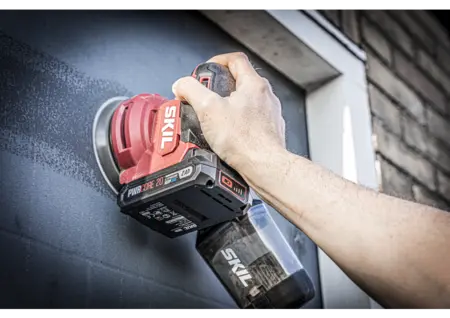 מלטשת אקצנטרית "5 (125 מ"מ) נטענת 20V Brushless XP עם וויסות מהירות אלקטרוני + מיכל איסוף - גוף בלבד SKIL