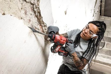 פטישון נטען 20V Brushless עד 24 מ"מ בעל 4 מצבי עבודה עם ביטול סיבוב 2.2J + סוללה 4.0Ah מתנה סוללה 2.0Ah + מטען SKIL