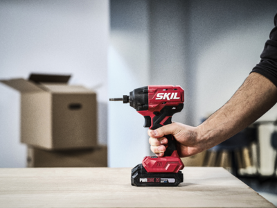 מברגת אימפקט נטענת 20V Brushless מומנט 250Nm ובורר שני מצבי עבודה + סוללה 4.0Ah + מתנה סוללה + 2.0Ah מטען SKIL