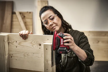 מלטשת מולטי יד אחת 20V Brushless מייסבים מוגני אבק אלקטרונית מתנה סוללה 2.0Ah + מטען SKIL