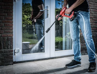 מכונת שטיפת מים בלחץ (גרניק) נטענת 20V מתנה סוללה 2.0Ah + מטען SKIL