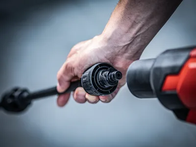 מכונת שטיפת מים בלחץ (גרניק) נטענת 20V מתנה סוללה 2.0Ah + מטען SKIL