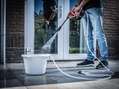 מכונת שטיפת מים בלחץ (גרניק) נטענת 20V מתנה סוללה 2.0Ah + מטען SKIL