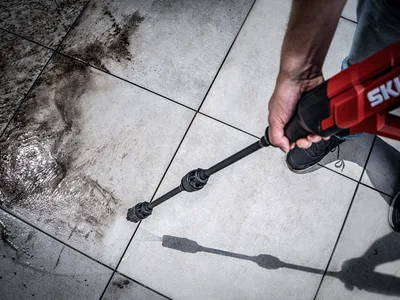 מכונת שטיפת מים בלחץ (גרניק) נטענת 20V מתנה סוללה 2.0Ah + מטען SKIL