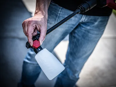 מכונת שטיפת מים בלחץ (גרניק) נטענת 20V מתנה סוללה 2.0Ah + מטען SKIL